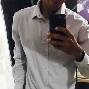 Meet your Posher, Luis verdugo